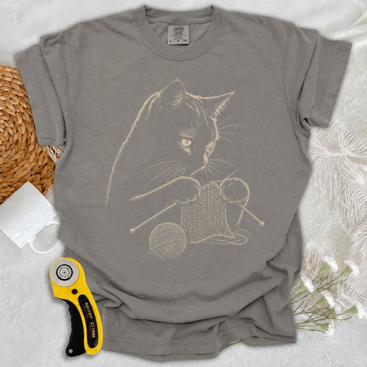 Comfort Colors Cat Knitting Art T-shirt