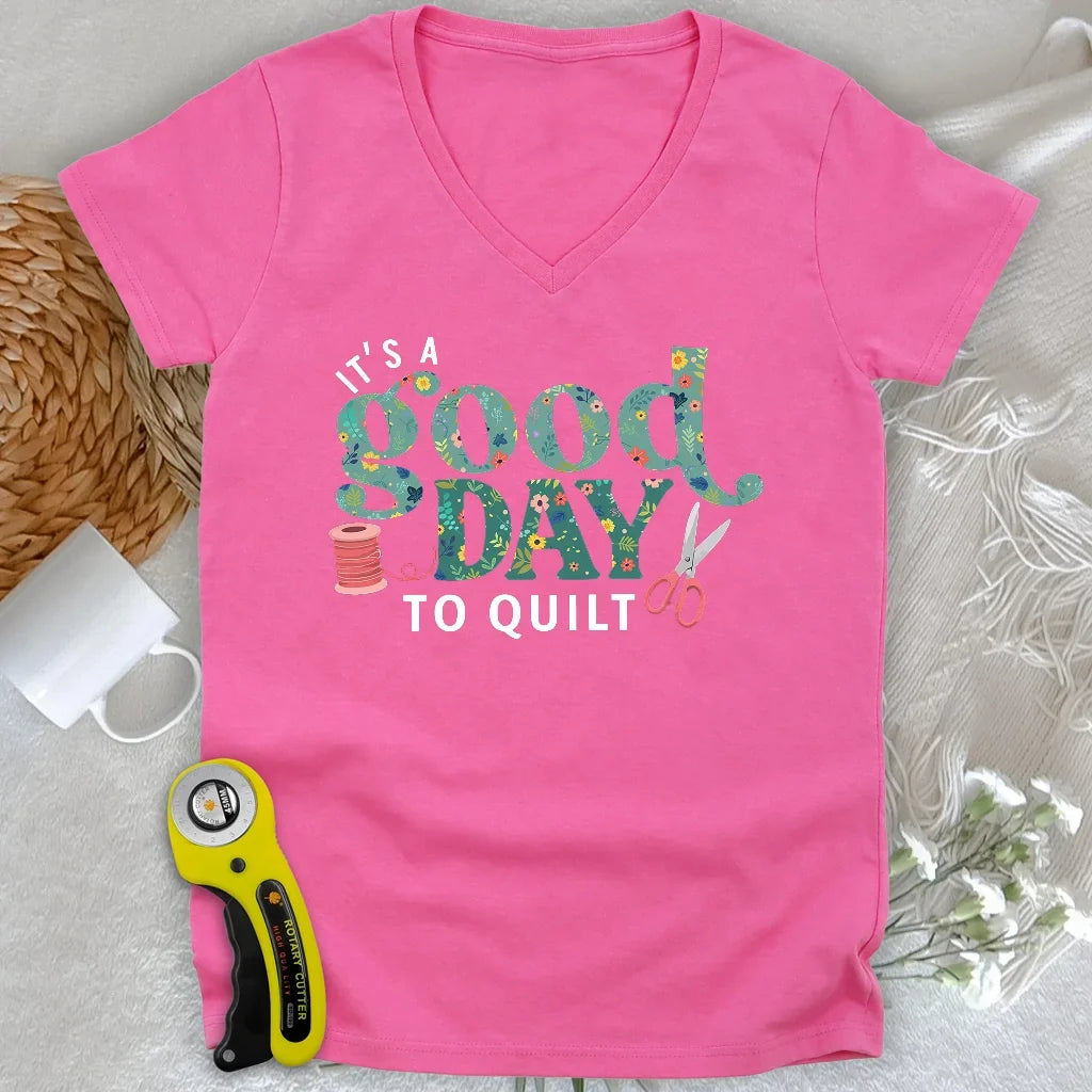 Quiltday Lady V-neck