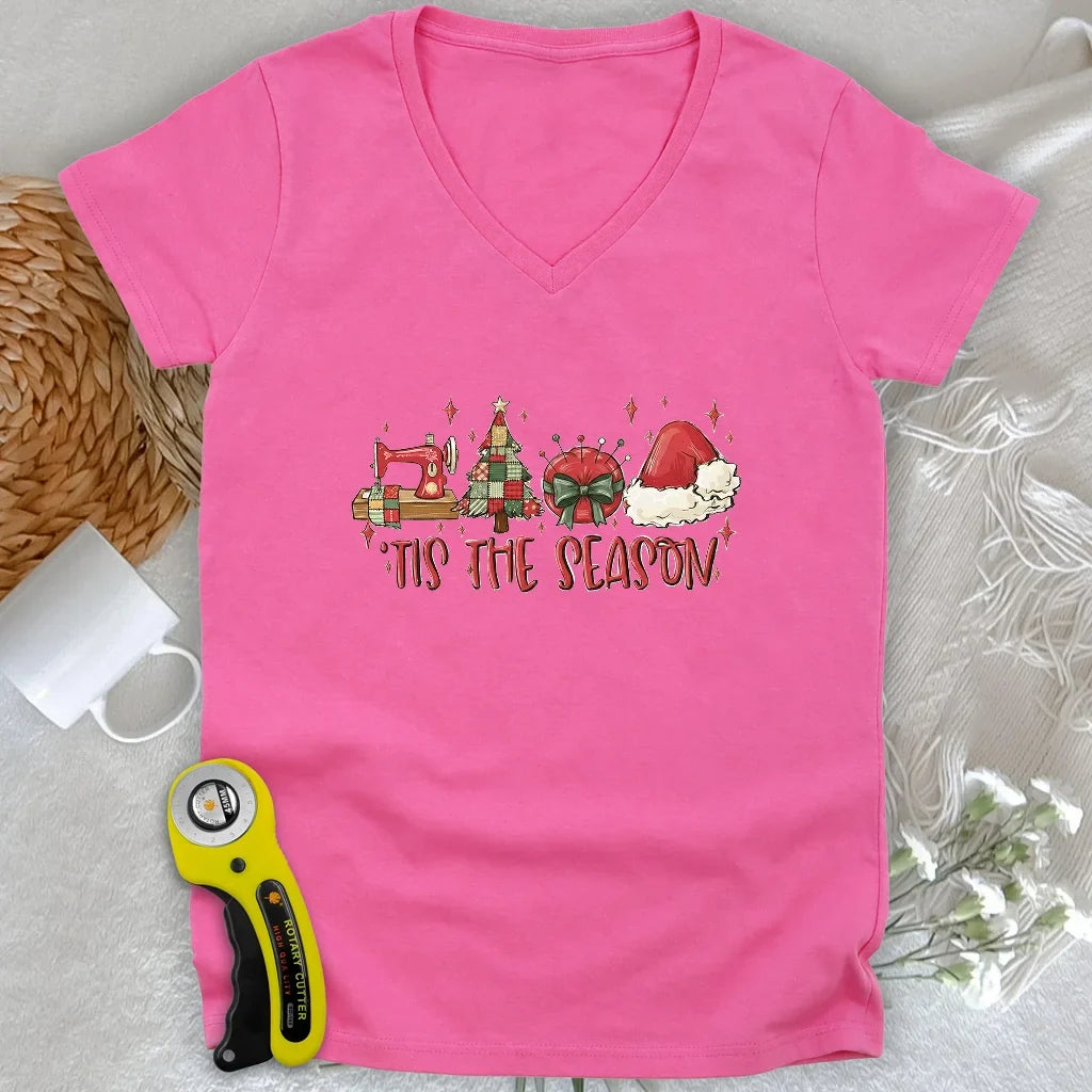 'Tis the season Lady V-neck