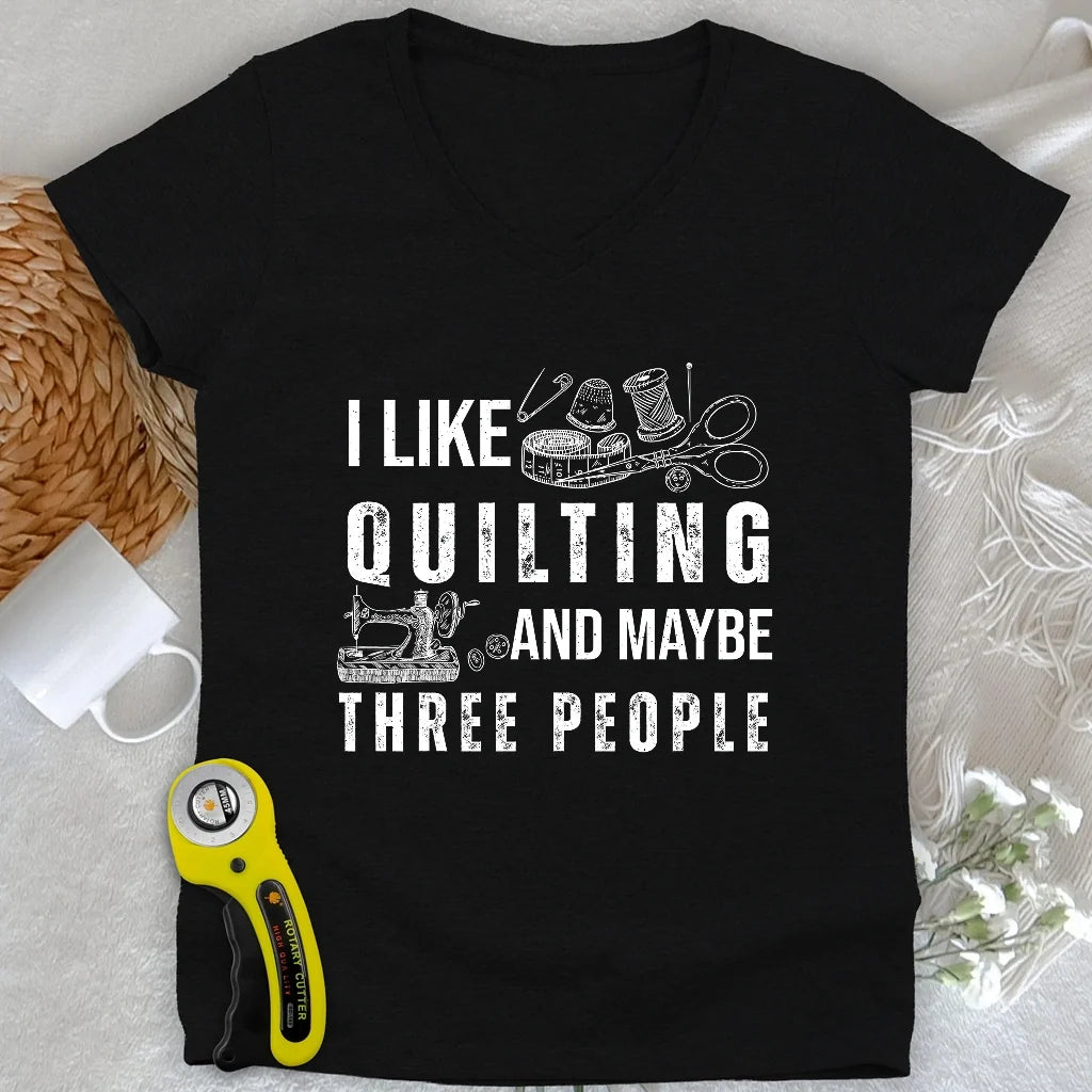 Quilting & 3 People Lady V-neck