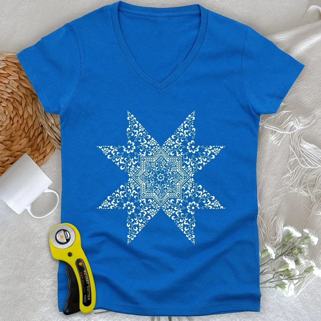 Quilting Mandala Lady V-neck