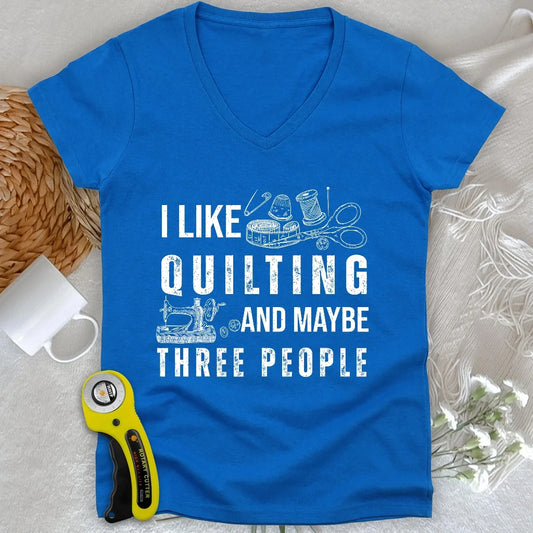 Quilting & 3 People Lady V-neck