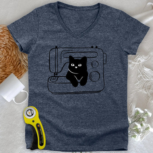 Black cat machine Lady V-neck