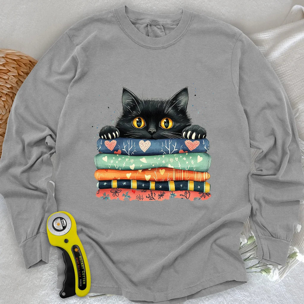 Cat On The Fabric Long Sleeve T-shirt