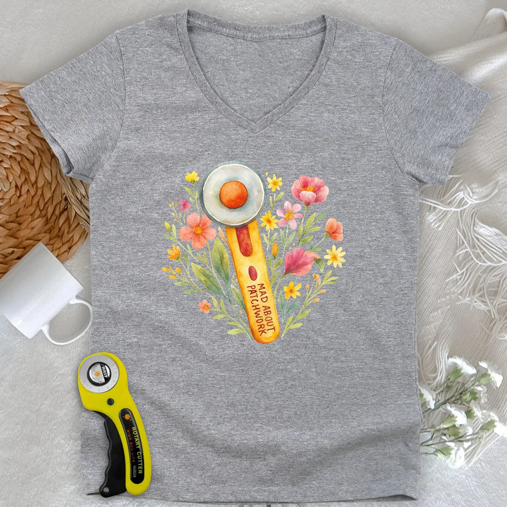Floral Cutter Lady V-neck