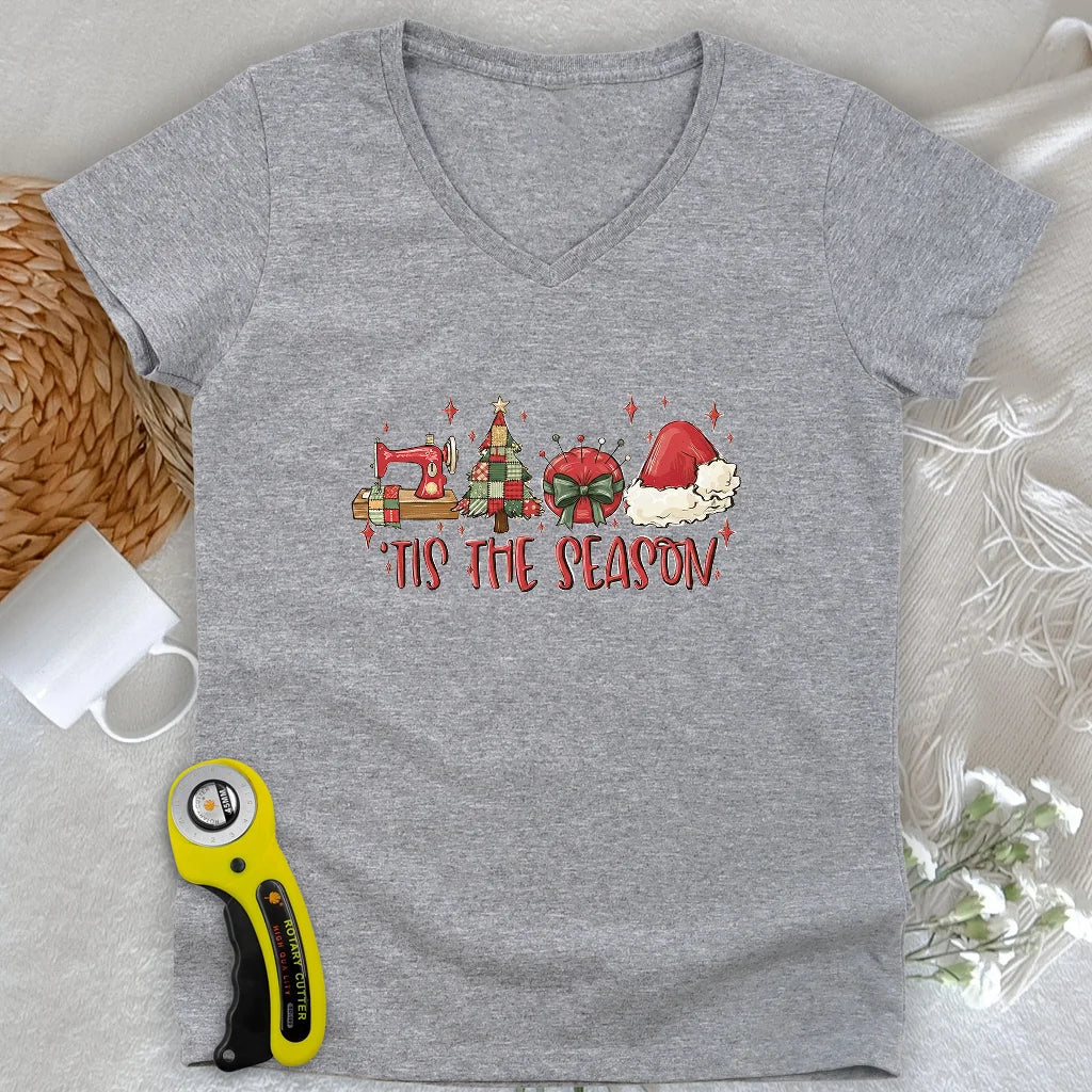 'Tis the season Lady V-neck